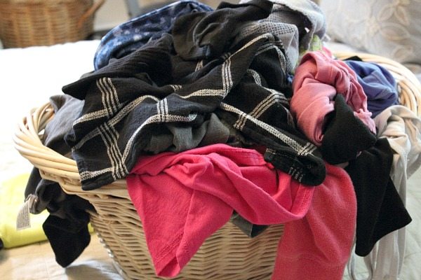 This little trick will save you time and money during laundry time and you'll never worry about running out of dryer sheets again.   You're going to love this alternative to dryer sheets!
